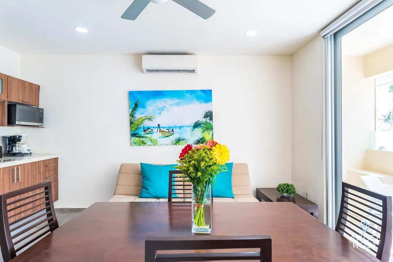 Playa 4020 Apartments With Rooftop Pool Near 5Th And Beach Playa del Carmen